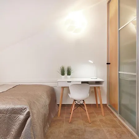 Sky-apartment Apartment *