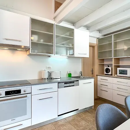 Sky-apartment * Povljana